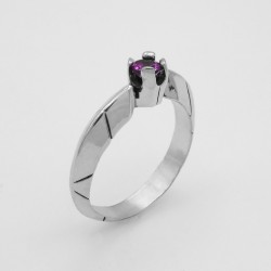 Anello Solitario Geometrico