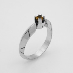 Anello Solitario Geometrico