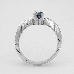 Geometric Solitaire Ring