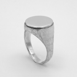 Anello Chevalier Tondo Massiccio