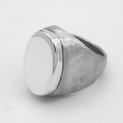 Anello Chevalier Ovale Massiccio