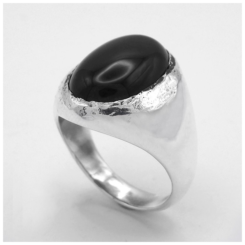 Hammered Setting Chevalier Ring
