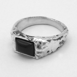 Anello Chevalier Piccolo con Pietra Rettangolare